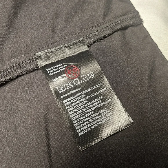 H&M Divided Black Satin Bandeau Corset Top With Sweetheart Neckline - Picture 4 of 9